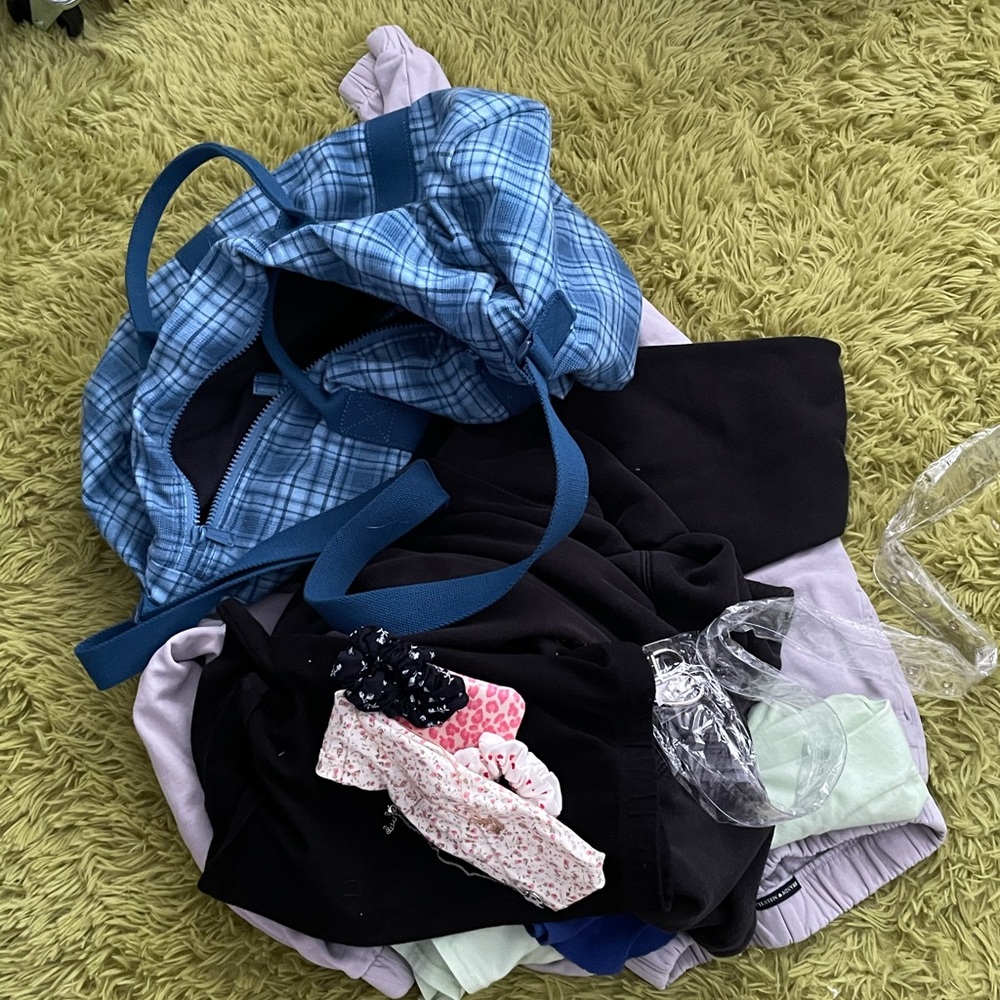 posting one of my last brandy bundles :)